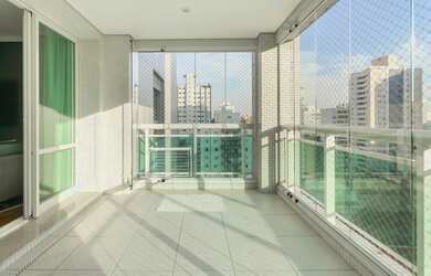 Imagem 8: Apartamento à venda na Aclimação, São Paulo-SP: 3 suítes e 3 vagas - 159m²