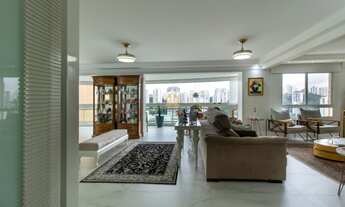 Imagem 4: Apartamento de 4 quartos na Vila Andrade, São Paulo-SP, com 3 suítes, 4 vagas - 261m²