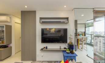 Imagem 6: Apartamento à venda com 2 suítes e 1 vaga na Vila Dom Pedro I, São Paulo-SP!