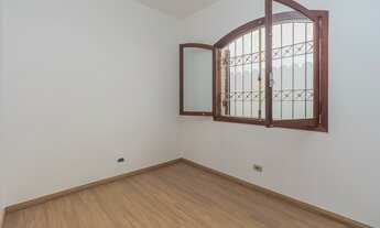 Imagem 6: Casa à venda na Vila Olímpia, São Paulo-SP - 4 quartos, sendo 2 suítes e 2 vagas - 208m²