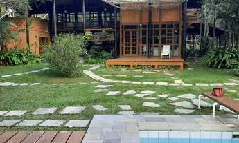 Imagem: Chácara com casa de 5 quartos e 10 vagas