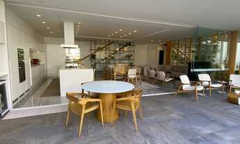 Imagem 2: Casa à venda em Balneário Camboriú-SC, Centro: 3 suítes e 7 vagas de garagem, 470m²