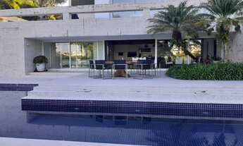 Imagem 7: Casa à venda em Condomínio em São João, Curitiba-PR: 4 suítes e 8 vagas - 1.144 m²