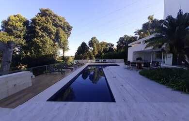 Imagem 6: Casa à venda em Condomínio em São João, Curitiba-PR: 4 suítes e 8 vagas - 1.144 m²