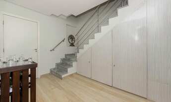 Imagem 7: Casa à venda em São Paulo - Água Fria: 3 quartos, sendo 2 suítes e 4 vagas - 217m²!