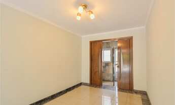 Imagem 5: Casa à venda de 3 quartos na Vila Monumento, São Paulo-SP, com 185m² e 3 vagas de garagem