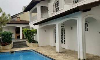 Imagem 2: Sobrado para venda com 5 dormitórios sendo 2 suítes na Vila Oliveira em Mogi