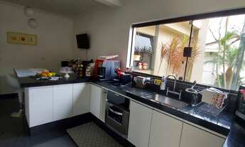 Imagem 5: Sobrado com 3 suítes e piscina para venda na Vila Oliveira em Mogi das Cruzes