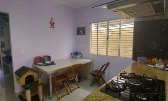 Imagem 5: Sobrado para venda com 3 dormitórios na Vila Suissa em César de Souza