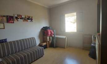 Imagem 2: Sobrado para venda com 3 dormitórios na Vila Suissa em César de Souza