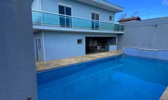 Imagem: Casa alto padrão com 5 suítes, piscina