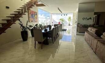 Imagem 4: Sobrado alto padrão para venda com 4 suítes e piscina no Condomínio Granja Anita