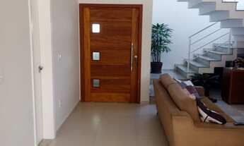 Imagem 5: Sobrado para venda com 3 dormitórios e piscina no Condomínio Veredas em Mogi