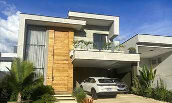 Imagem 2: Sobrado para venda com 4 suítes e piscina no Condomínio Mosaico Essence