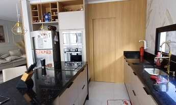 Imagem 3: Casa térrea assobradada com 3 suítes no condomínio Aruã em Mogi das Cruzes