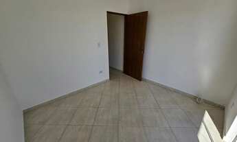 Imagem 4: Casa assobradada pra venda com 2 dormitórios na Vila Caputera em Mogi das Cruzes