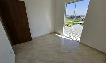 Imagem 2: Casa assobradada pra venda com 2 dormitórios na Vila Caputera em Mogi das Cruzes