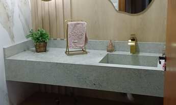 Imagem 2: Casa térrea assobradada com 3 suítes no condomínio Aruã em Mogi das Cruzes