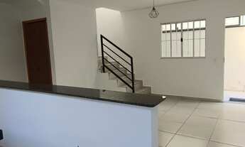 Imagem: Sobrado para venda com 2 dormitórios no