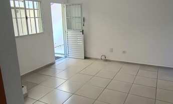 Imagem 4: Sobrado para venda com 2 dormitórios no Condomínio Nilo 2 em César de Souza