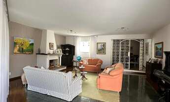 Imagem 4: Casa térrea com 3 dormitórios e piscina para venda próximo a Colinas do Sol