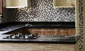 Imagem 5: Sobrado para venda com 3 dormitórios e piscina na Vila Suissa em Mogi