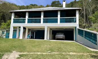 Imagem 3: Sitio para venda com 4 dormitórios piscina e lago com nascente em Salesópolis SP