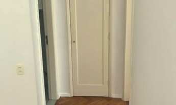 Imagem 2: Apartamento à venda no Leme, Rio de Janeiro - 1 quarto, 1 sala, 1 banheiro, 51m² de área