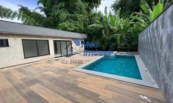 Imagem 2: Vicente Pires Rua 4 Casa de Alto Padrão 3 Quartos 3 Suítes 269m² Hidro Piscina