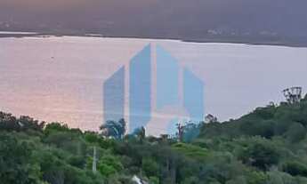 Imagem: Amplo Terreno Localizado no Bairro Ferrugem