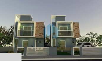 Imagem: Belo Sobrado Próximo ao Centro da Cidade