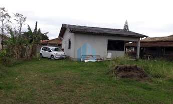 Imagem: Casa a 300 m da BR 101, Localizada no Bairro