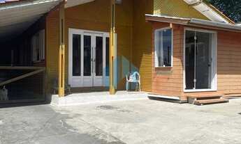 Imagem: Bela Casa Localizada no Loteamento Village