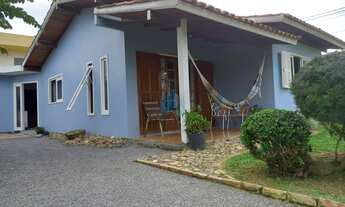 Imagem 2: Linda Casa em Amplo Terreno com Excelente Aproveitamento da Área, Bairro Ambrósio, em Garo