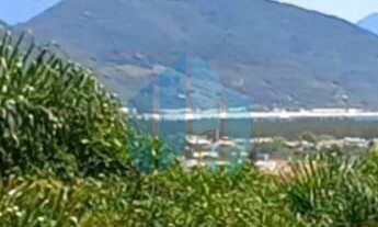 Imagem 2: Amplo Terreno com Linda Vista das Montanhas e Mar, Localizado na Região Central de Garopab