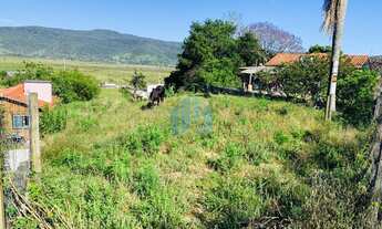 Imagem: Amplo Terreno Localizado no Bairro Areias
