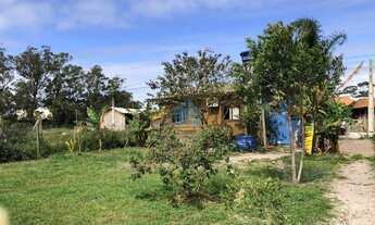 Imagem 3: Casa em Amplo Terreno Localizada a Poucos Metros da Surfland, em Garopaba!