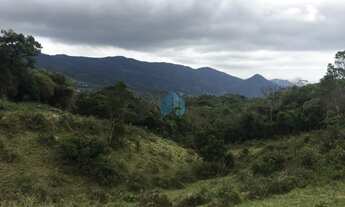 Imagem: Ampla Área de Terras com 3,6 Hectares
