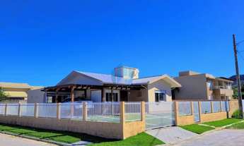 Imagem: Bela Casa Localizada no Bairro Areias de