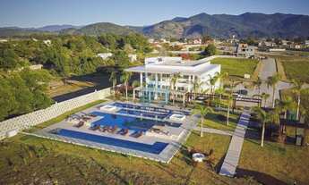 Imagem 4: Lote no Condomínio Aqualina Lake Club, com Fundos p/ Lago, Entre as Praias do Rosa, Ibiraq