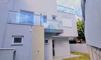 Imagem 4: Bela Casa de Alto Padrão, a 50 m do Mar, com Vista Panorâmica, Localizada no Loteamento Mo