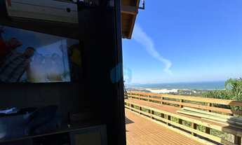 Imagem 7: Bela Casa de Madeira com Vista Panorâmica, Localizada no Bairro Macacu, em Garopaba!