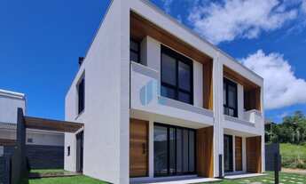 Imagem: Belo Sobrado Próximo as Dunas e Praia do