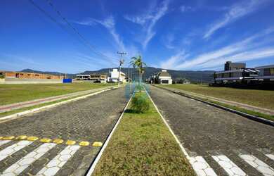 Imagem 5: Ótimo Terreno Localizado no Condomínio Garopaba Internacional, a 5 Minutos da Praia Centra