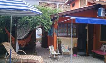 Imagem 5: Bela Casa Localizada no Bairro Pinguirito, Próxima ao Centro de Garopaba!