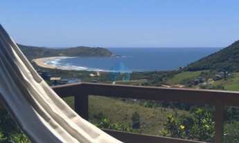 Imagem: Bela Casa com Vista p/ Mar, Localizada na