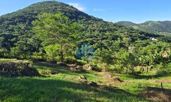 Imagem 6: Amplo Terreno com Vista p/ Mar, Próximo à Cachoeira e 1,8 km da Praia do Siriú, em Garopab