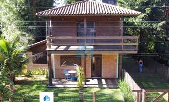 Imagem: Bela Casa em Condomínio Fechado em Frente