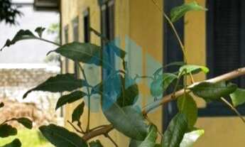 Imagem 2: Casa em Área Residencial ou Comercial, a Uma Quadra da Avenida Principal e 800 m da Praia