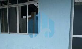 Imagem: Casa de Alvenaria a Uma Quadra da Praia